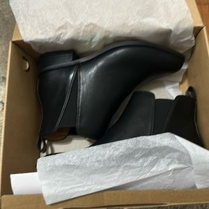 J crew ankle boot size 7 women like new condition